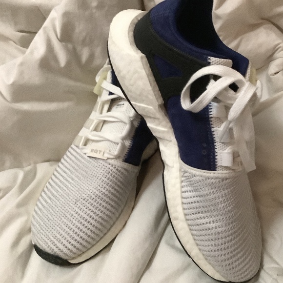 Like new adidas men’s size 9 - Picture 1 of 4